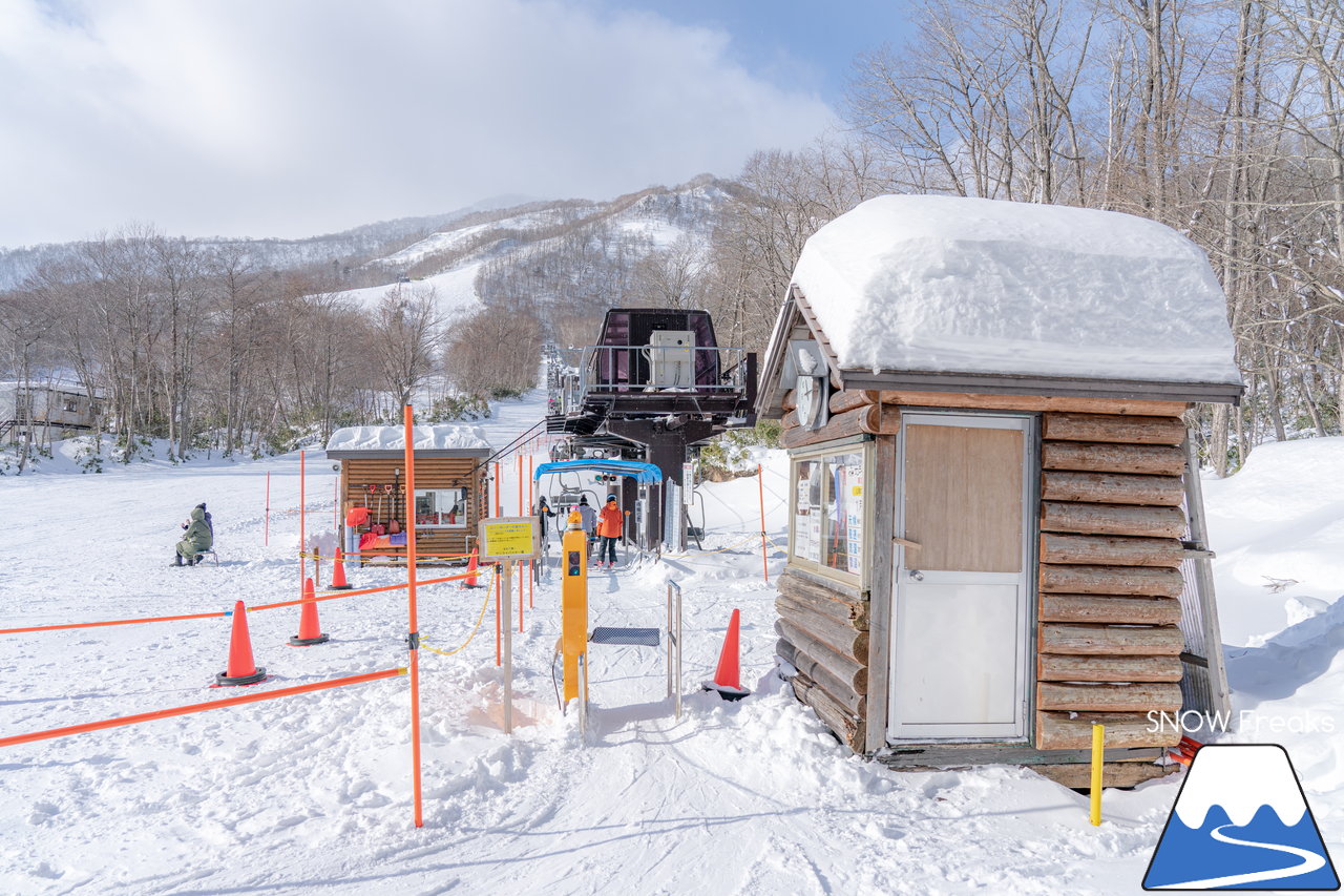 登別カルルス温泉サンライバスキー場｜待望の大雪！シュプールを描けばふわふわの雪煙が漂う、全7コースが滑走可能です(^^)v